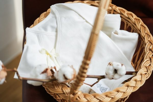 新生児の肌着は自然由来の綿素材が安心